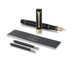 Parker Duofold Black and Gold Trim Fountain Pen Centennial 18k Nib Medium