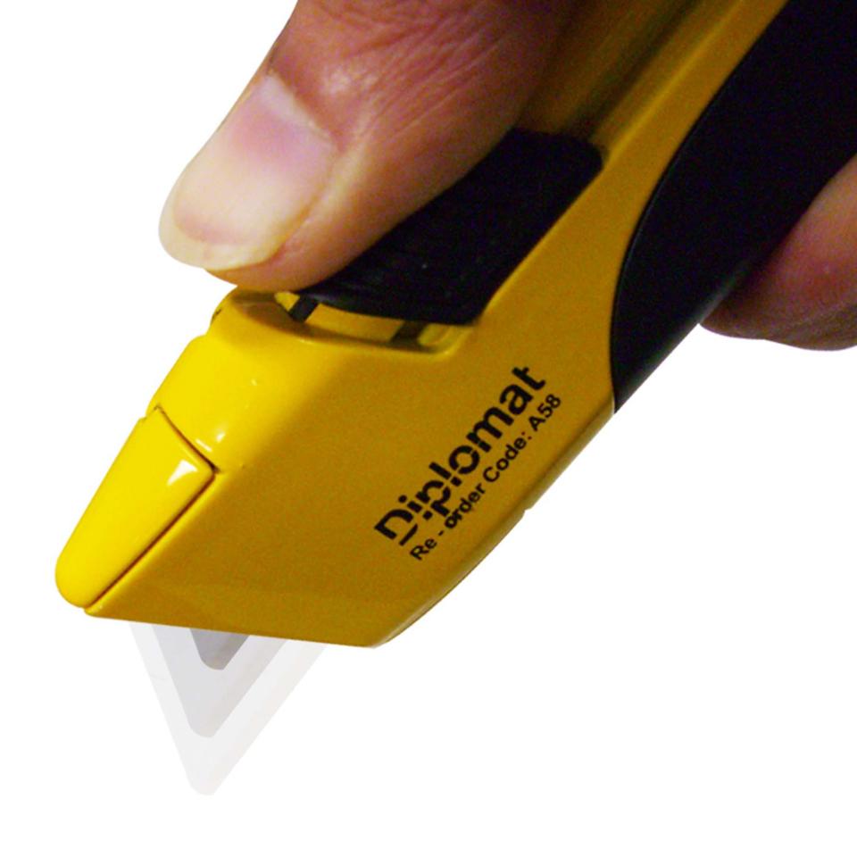 Diplomat Blades A58 Spring Loaded Safety Knife