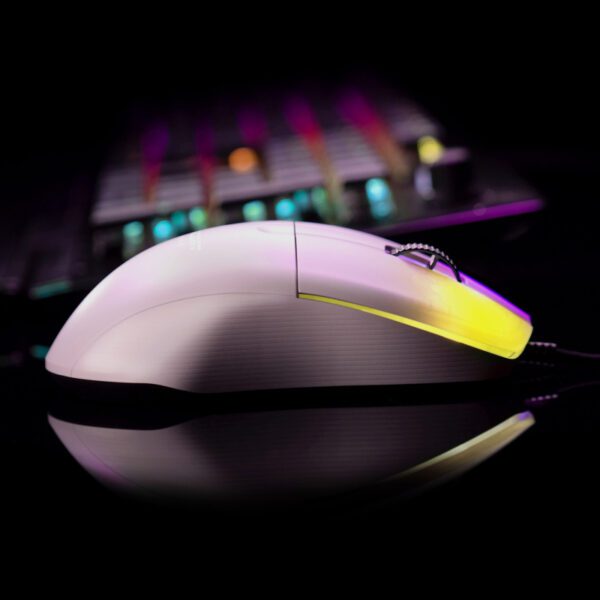 ROCCAT Kone PRO Ergonomic Performance Gaming Mouse White