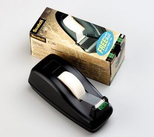 Scotch C-40/810SGL Black Tape Dispenser With 1 Roll 810 Magic Tape 19mm x 5m